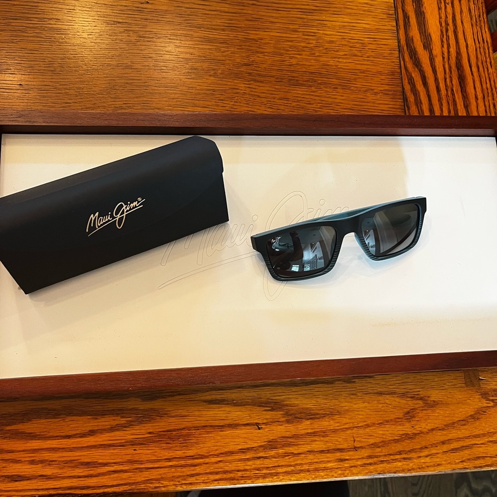 Maui Jim Classic Black Sunglasses